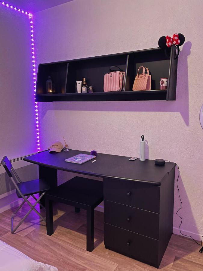 Cozy Studio In La Defense Hotel Courbevoie Exterior photo