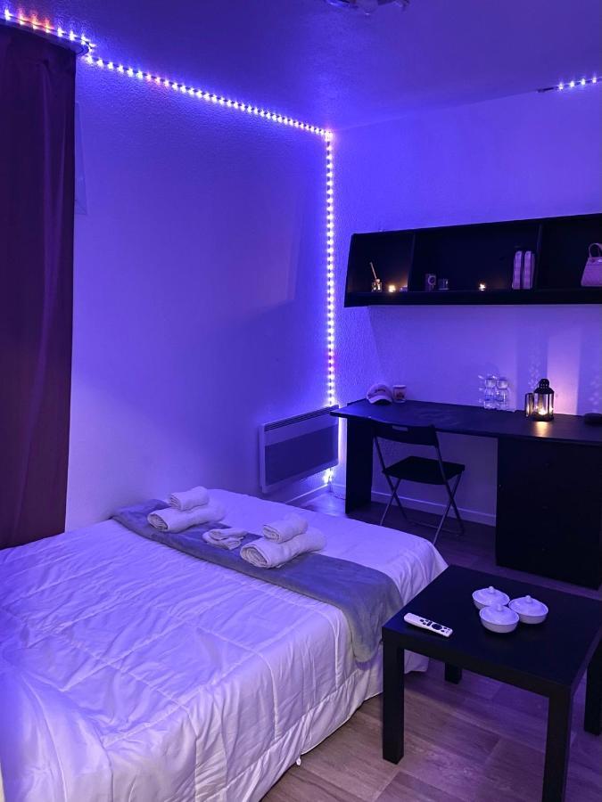 Cozy Studio In La Defense Hotel Courbevoie Exterior photo